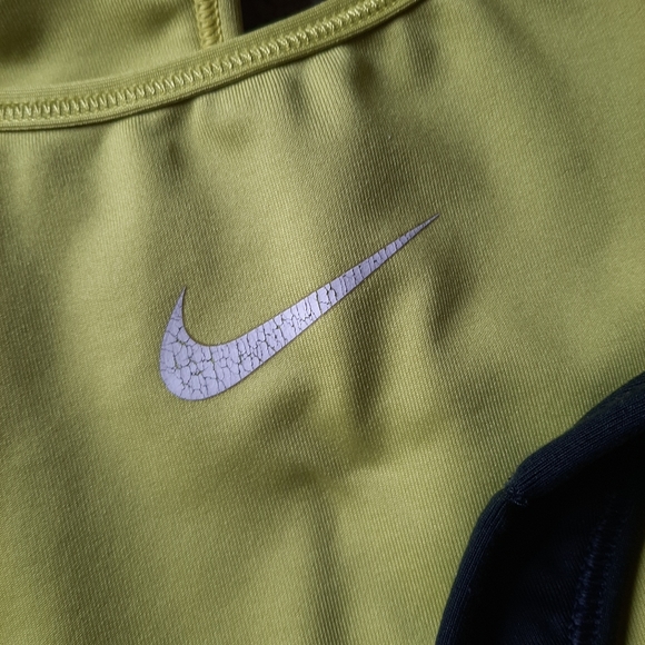 3 set of NIKE sport bras - Picture 3 of 5